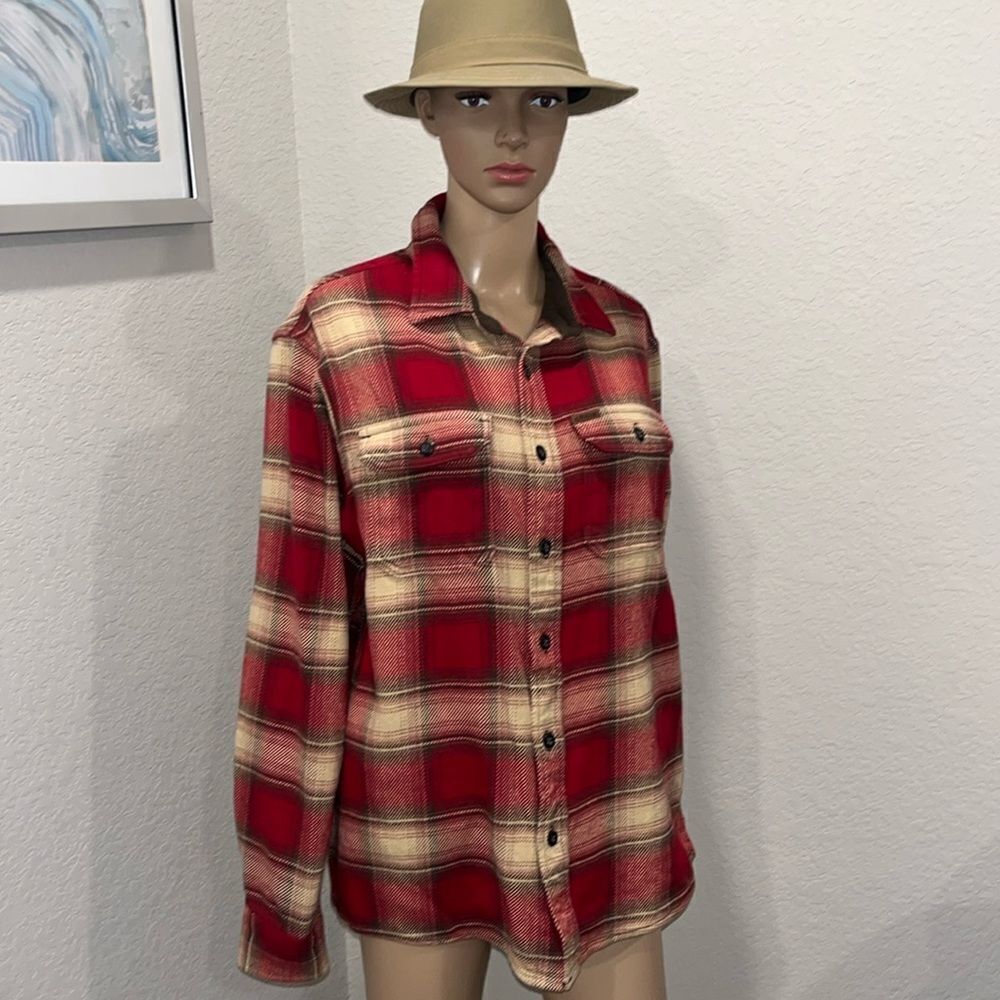 Orvis flannel plaid long sleeve shirt w/ side pockets